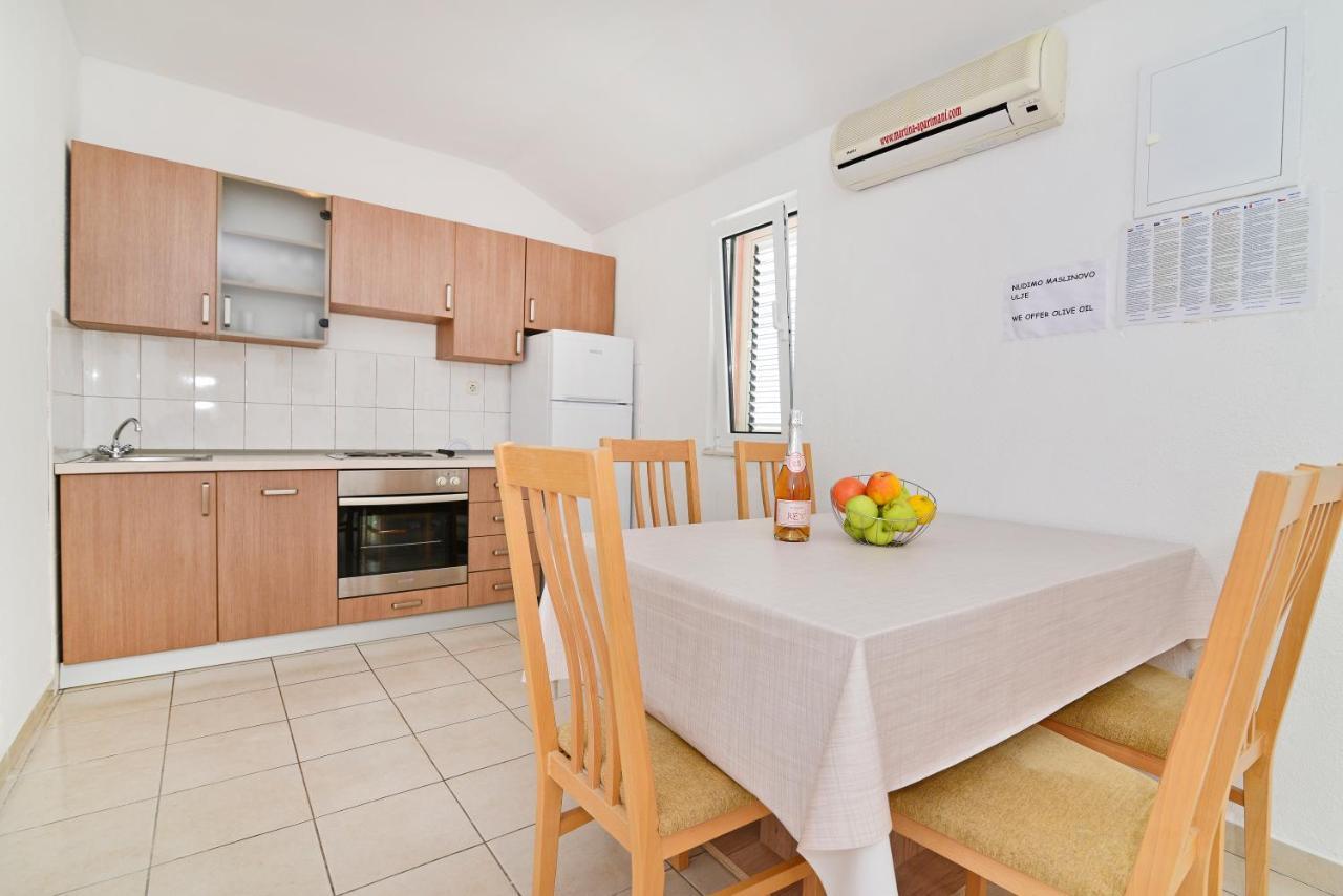 וודיצה Apartments Martina מראה חיצוני תמונה