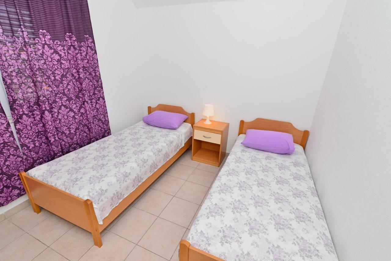 וודיצה Apartments Martina מראה חיצוני תמונה
